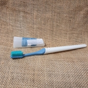 TIO zubní kartáček medium