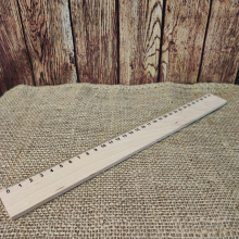Dřevěné pravítko 30 cm
